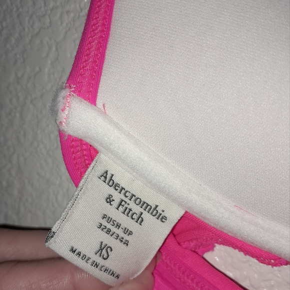Abercrombie & Fitch bikini top XS 32B/34A pink swim - Picture 4 of 5
